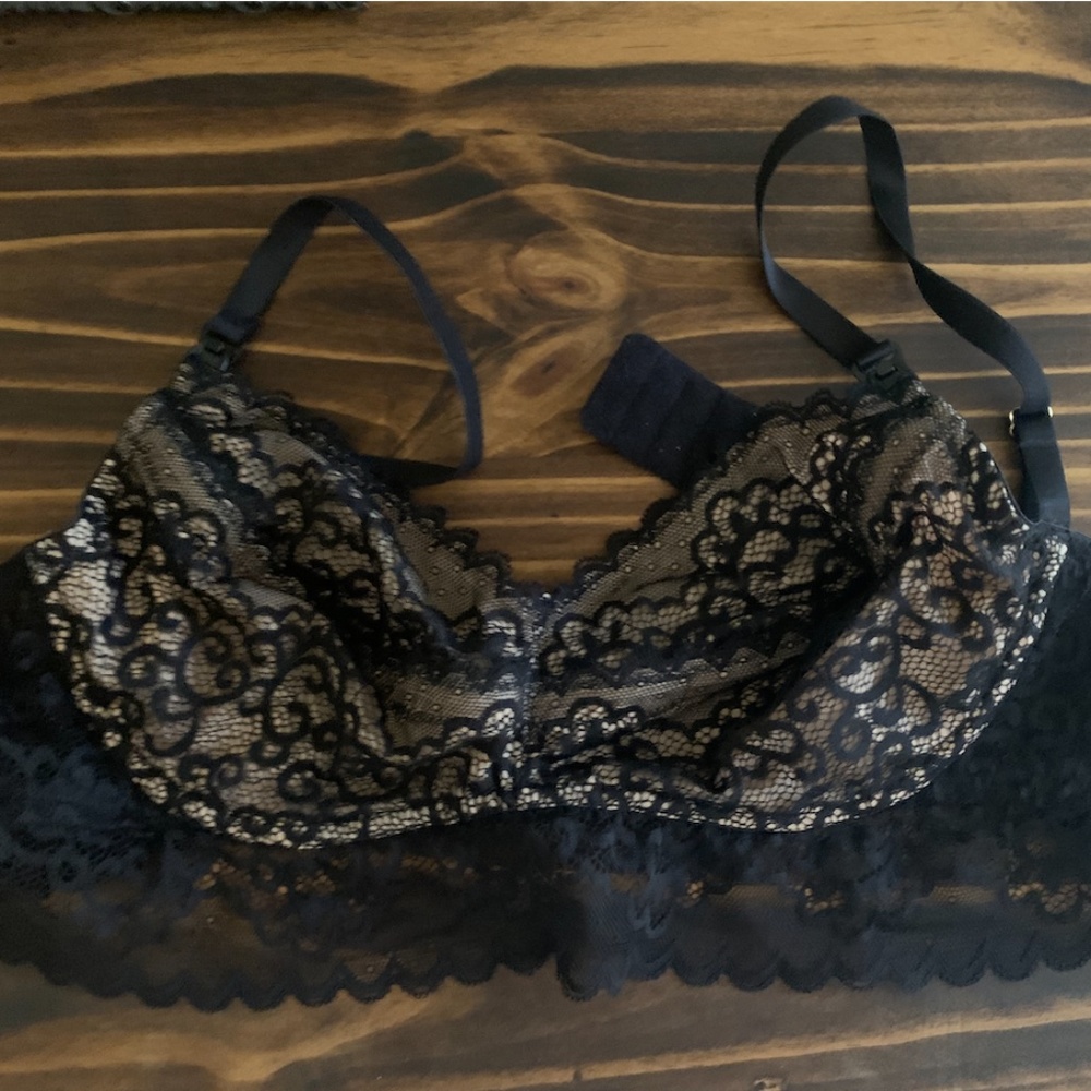 Sexiest all-in-one nursing and pumping bra - Picture 3 of 4